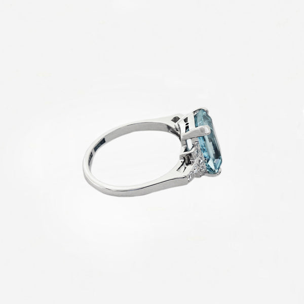 Aquamarine & Diamond Ring in 18ct White Gold - Secondhand