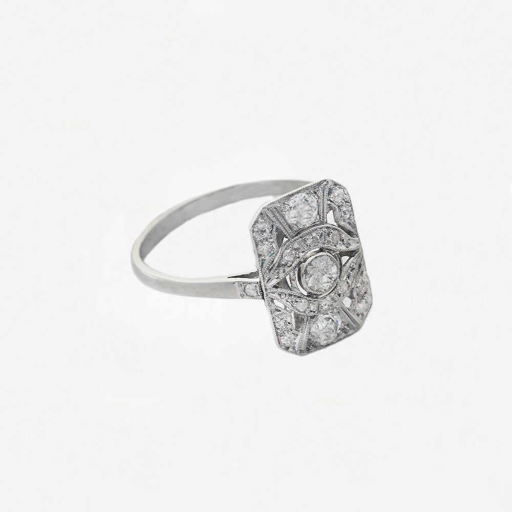 Art Deco Diamond Cluster Ring in Platinum - Secondhand