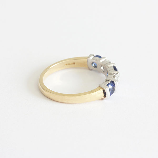 an 18 carat gold sapphire and diamond ring