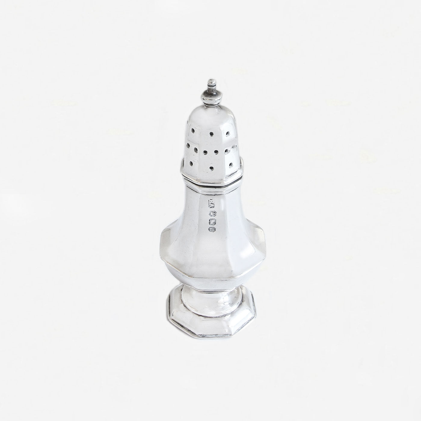 A Victorian Silver Octagonal Small Pepper, Sheffield 1896 - Secondhand