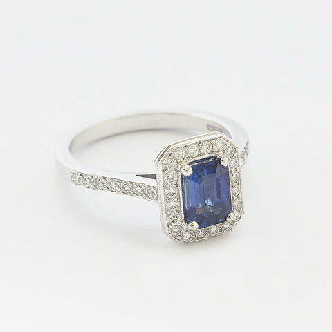 a sapphire and diamond rectangular cluster ring in white gold